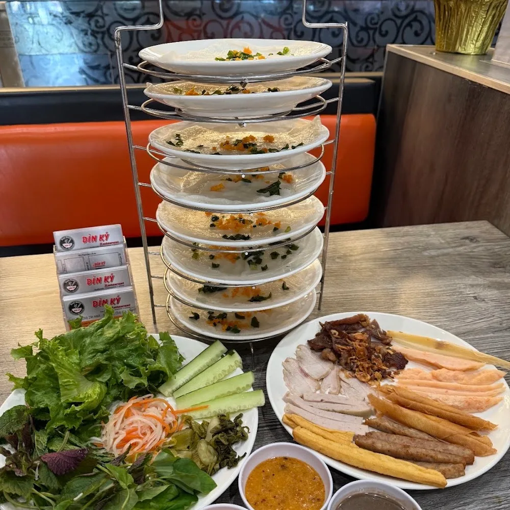 DIN KY Vietnamese Restaurant business photo