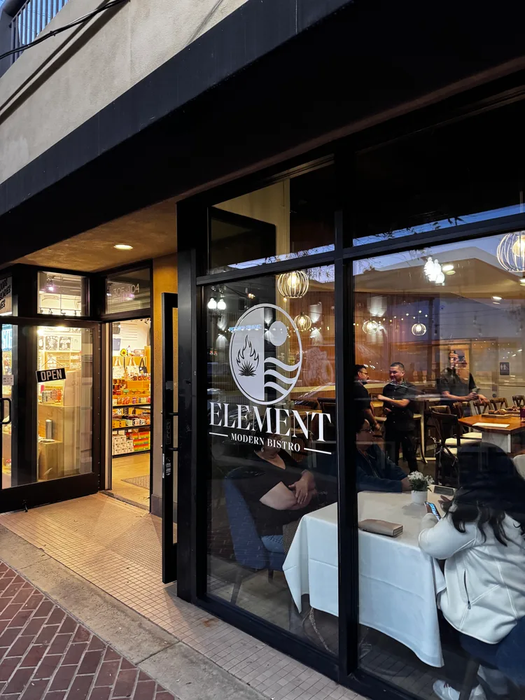 Element business photo