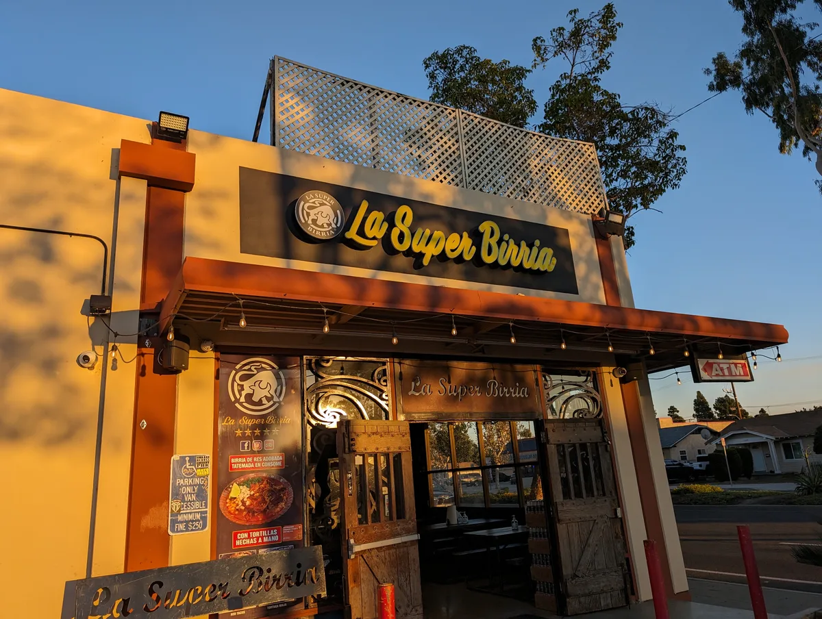 La Super Birria business photo