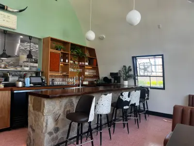 Le Hut Dinette, Google photo 2