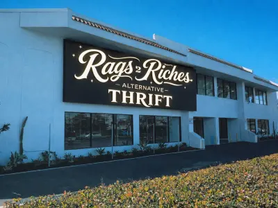 Rags2Riches, Google photo 1