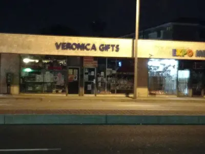 Veronica Regalos's, Google photo 1