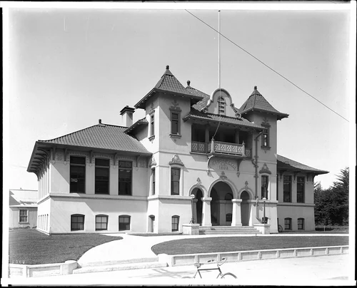 Exterior view of the Santa Ana Public Library, ca.1910 (CHS-5368)